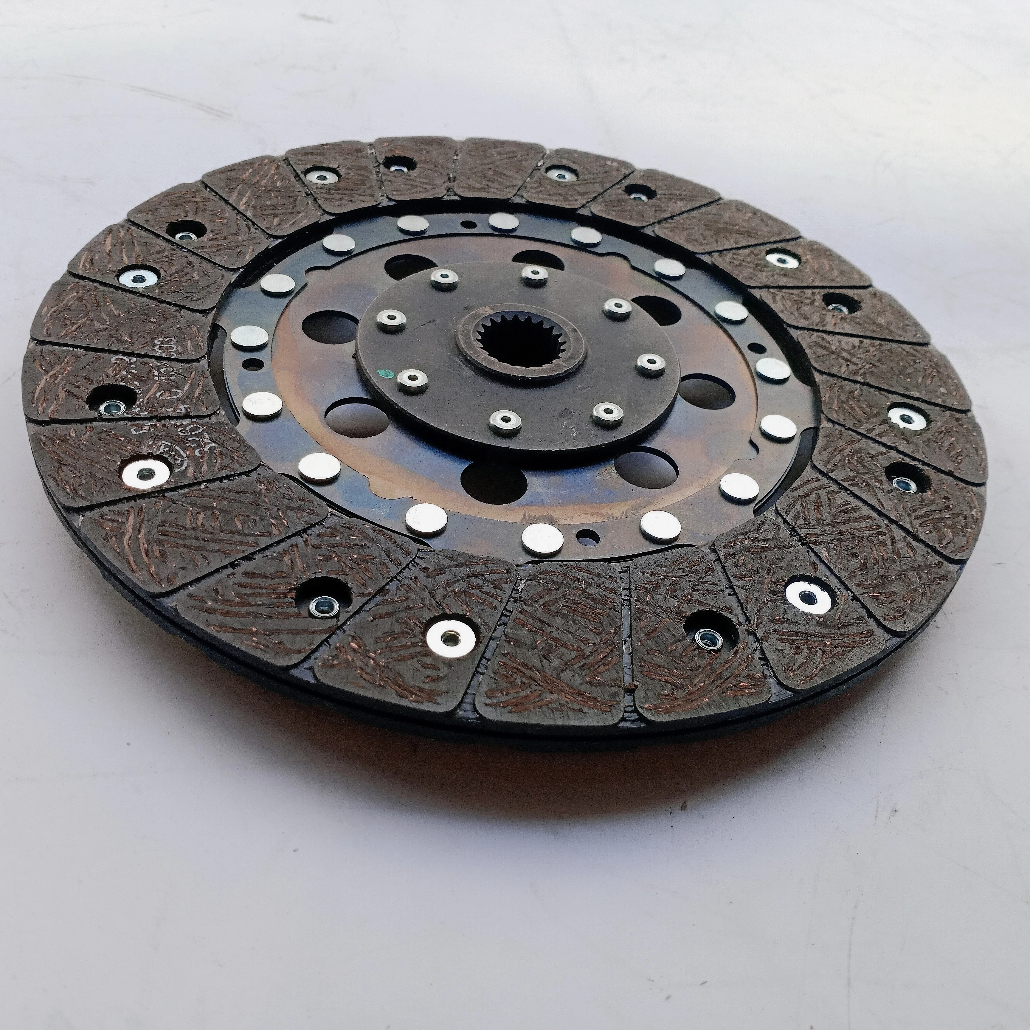 clutch plate OE number 1601200V5070 for JAC A5 J7 auto parts