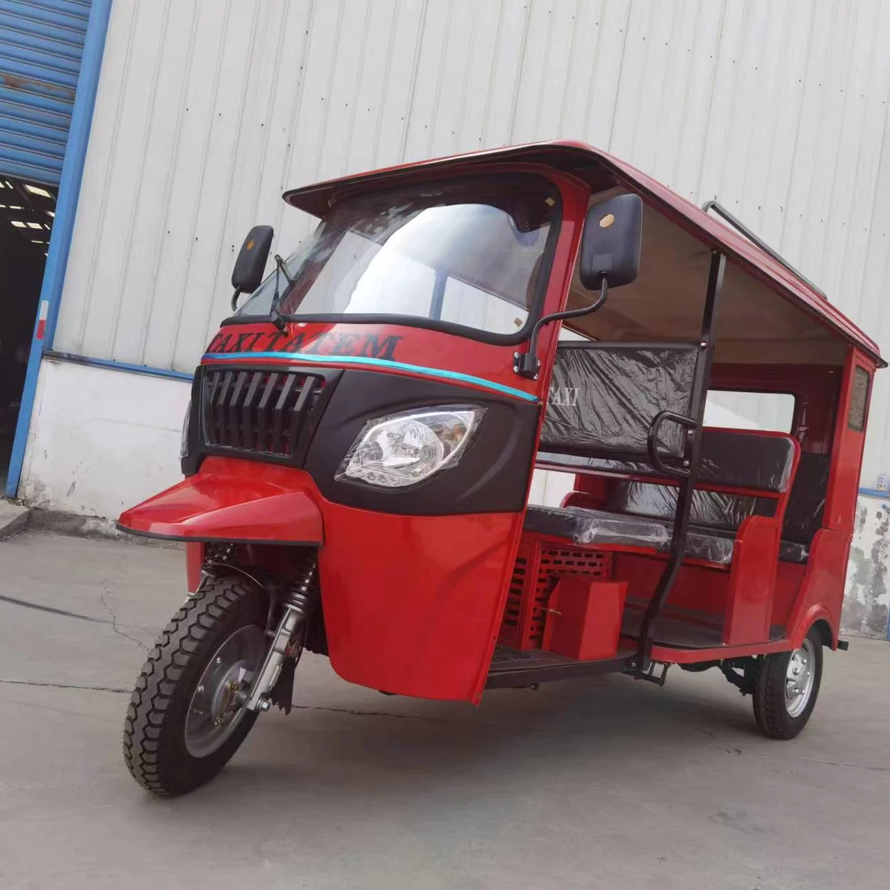 Motorized Tricycle tuk tuk Tricarga