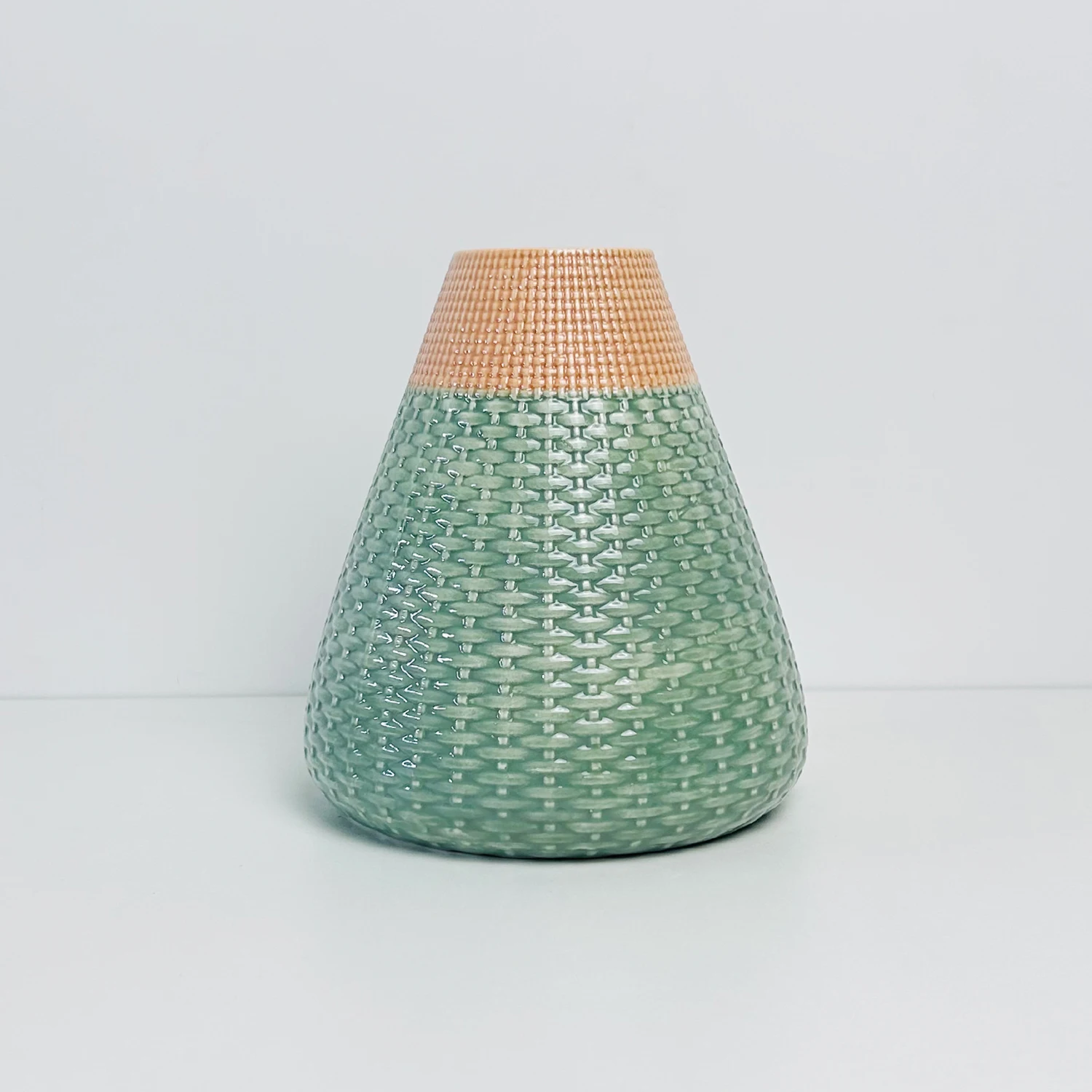 Hot sale in Europe imitate bamboo woven conical ceramic decorative vases