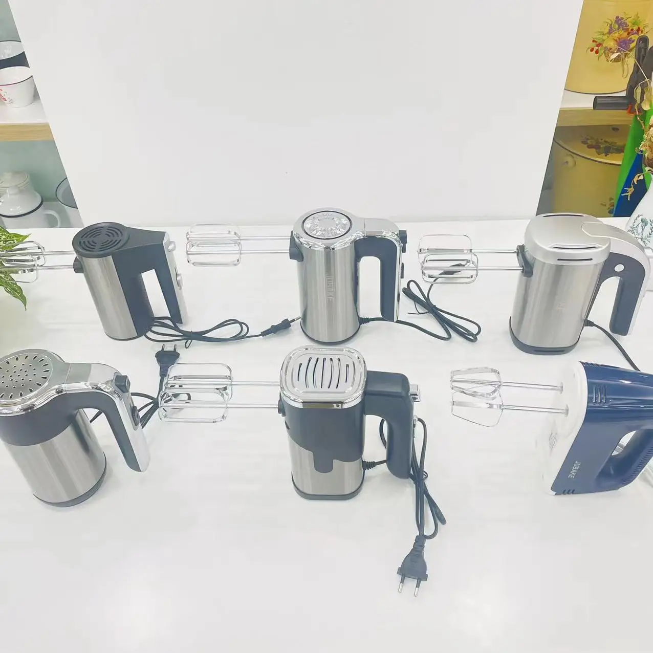 BOYANG 600 W Egg Shaker Hand Mixer Steel Stainless Liquid Rotating Blender