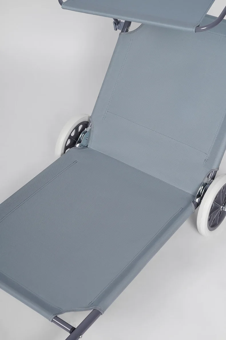 beach chair with wheels