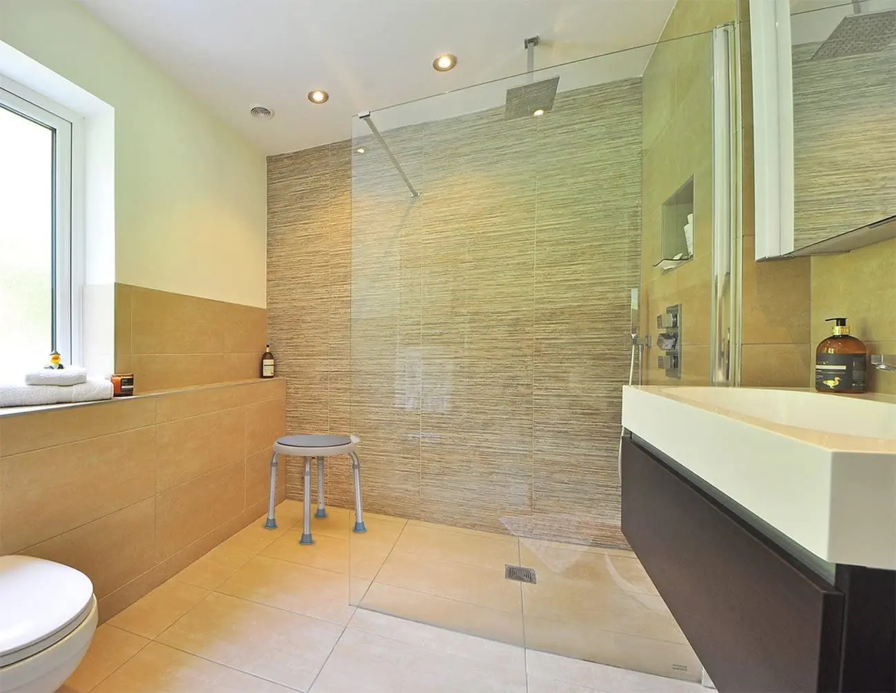 Bathroom safety equipment height adjustable swivel bath stool shower chair