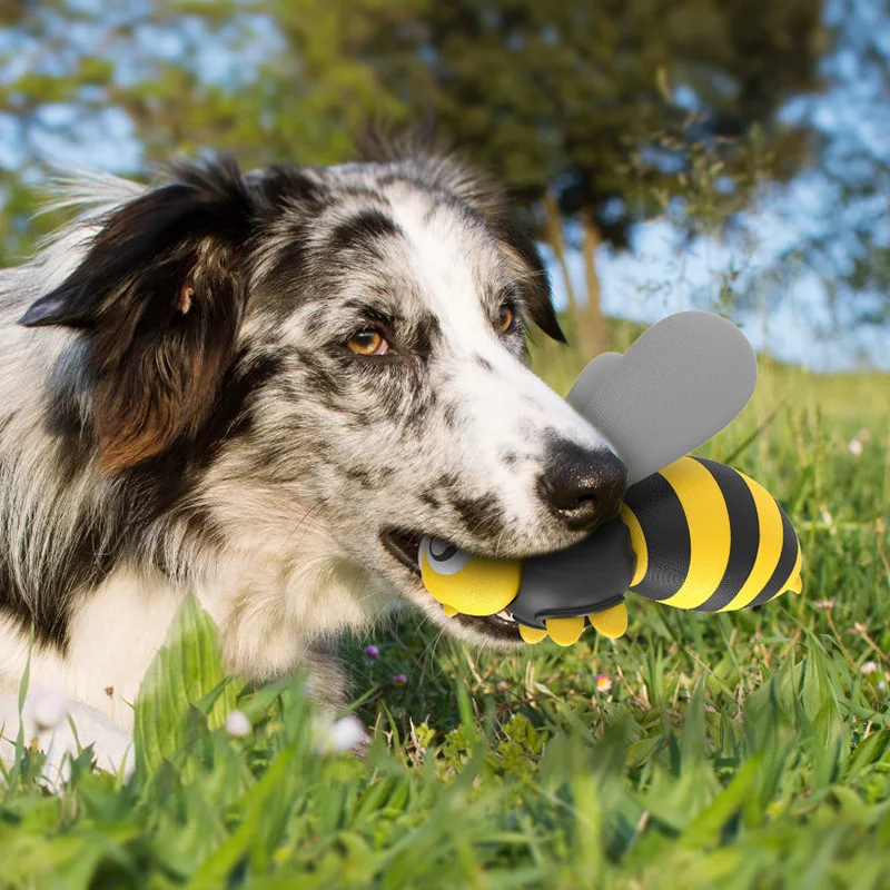 2021 Amazon Hotsale Type Dog chew Squeak Toys bee Squeaking dog interactive simulation