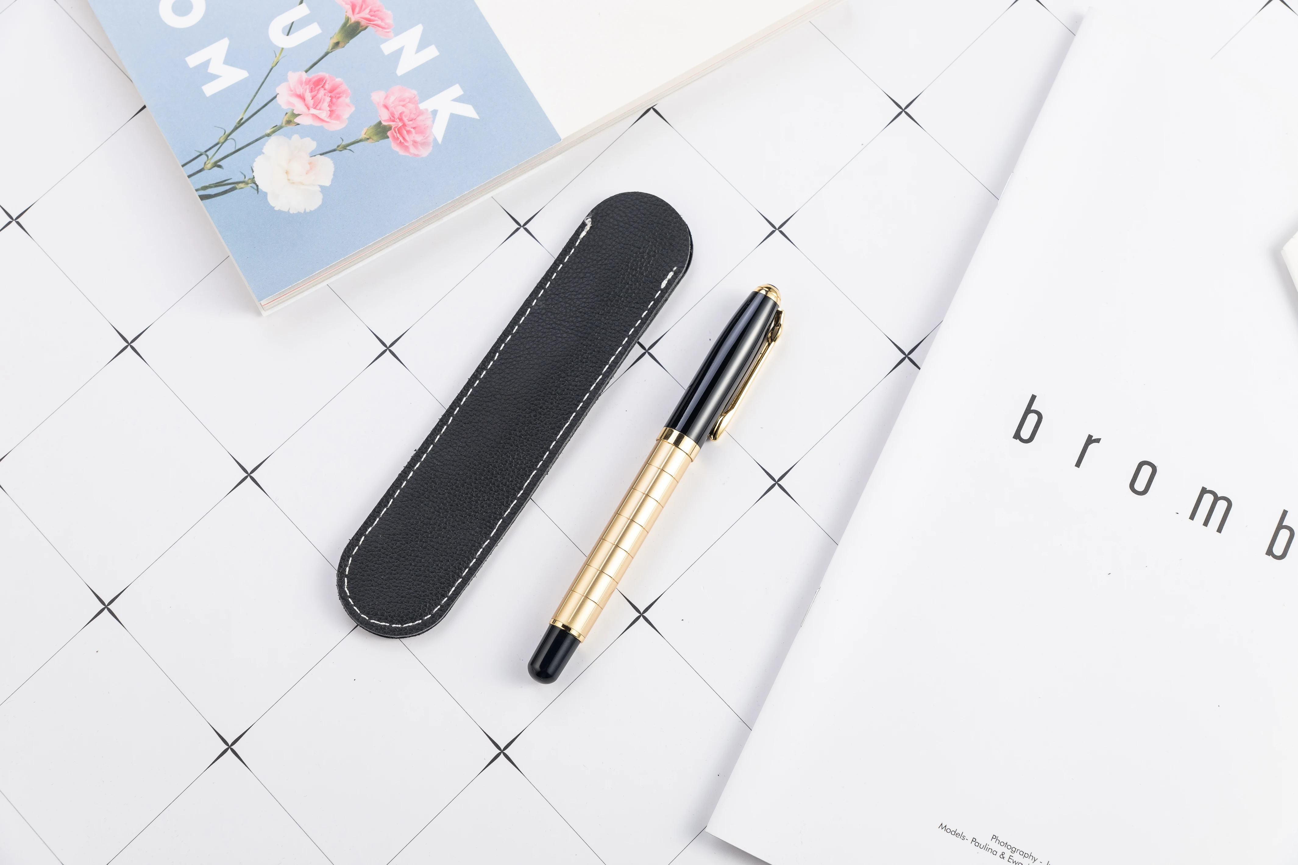 Artificial Leather Sleeve Slim Protective Pen Case With Custom Logo