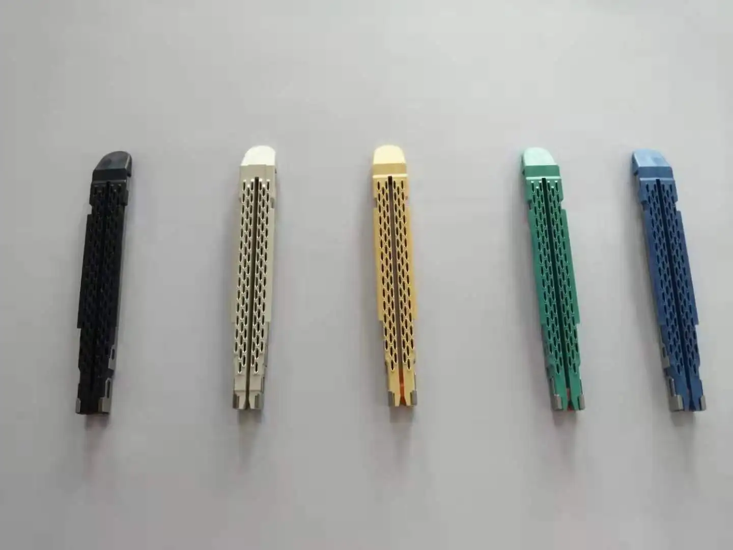 China Factory direct sells Curved Endo Stapler Disposable Linear Cutter Staplers And Reloads