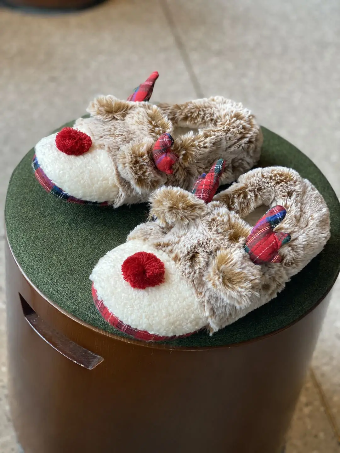 Lovely winter female cotton slippers plush home cartoon christmas elk shoes indoor outside anti-skid soft bottom slippers