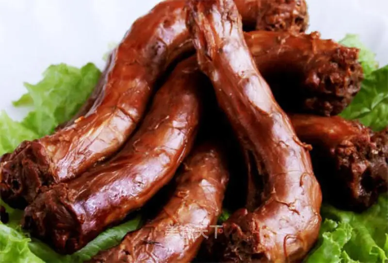 Закуска из жареного утиного мяса с пряным и