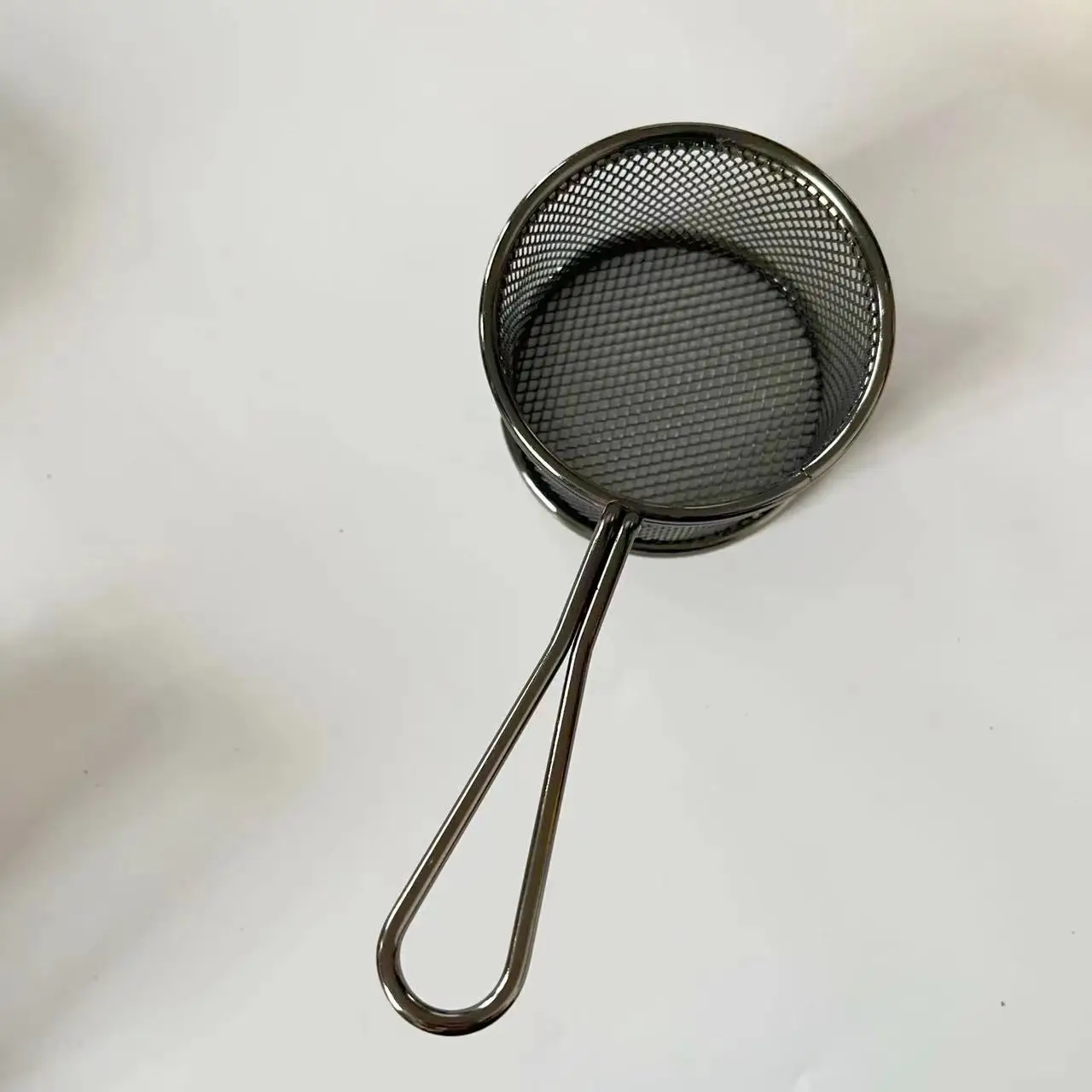 2024New Arabic Shisha Accessories Hookah Charcoal Holder for Shisha Charcoal Basket Medium Size Factory Wholesale