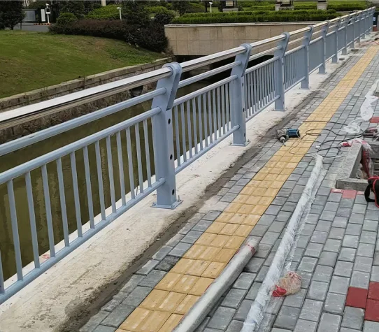 Riverside Lakeside Safety Anti-falling Handrail Traffic Isolation Barrier Steel Guard Rail Composite Pipe Bridge Guardrail