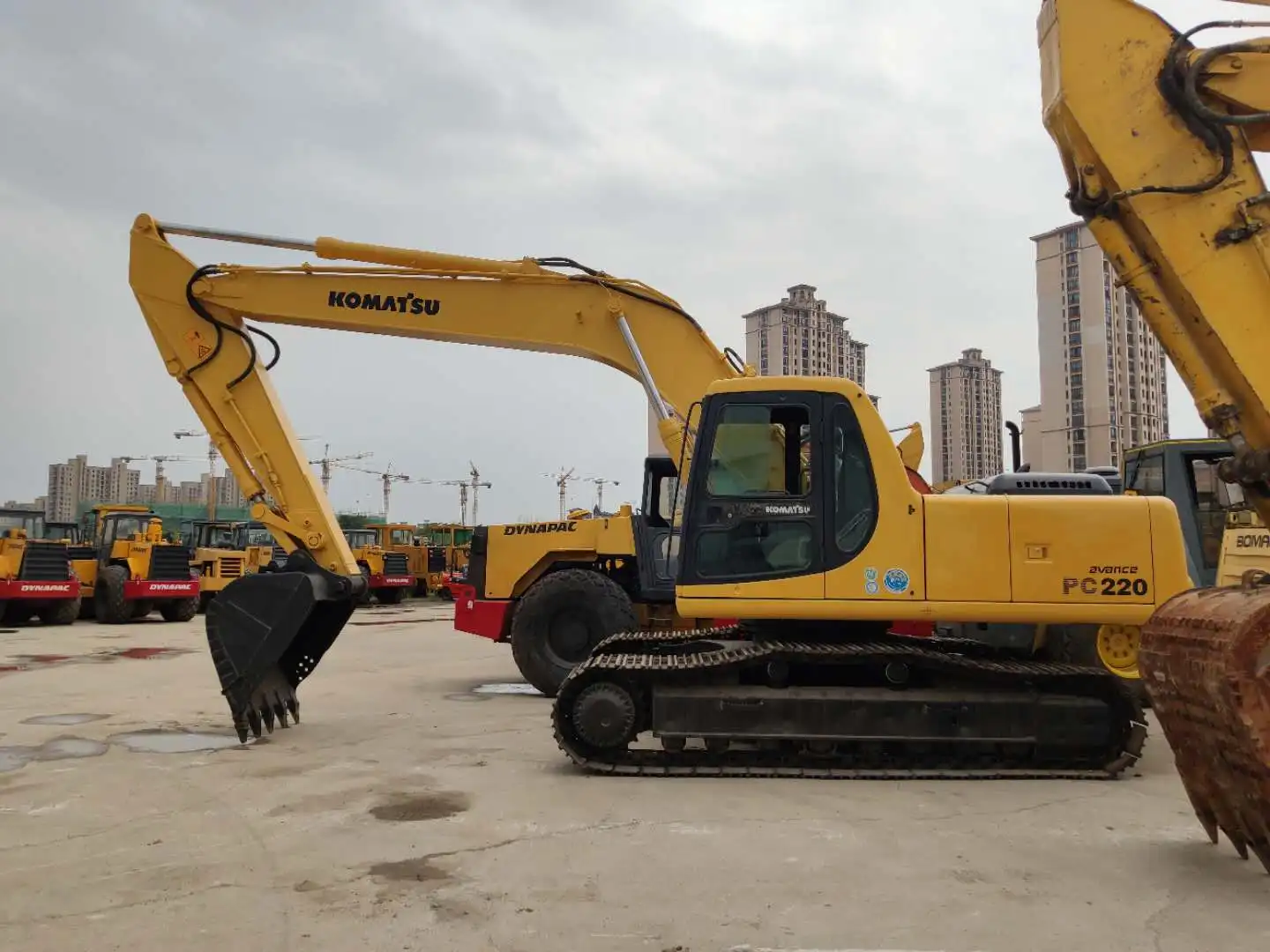 Топливные фильтры для экскаваторов Komatsu pc40 PC50 pc55 PC130 Pc200 Pc200-7 Япония оригинальный komatsu экскаватор на