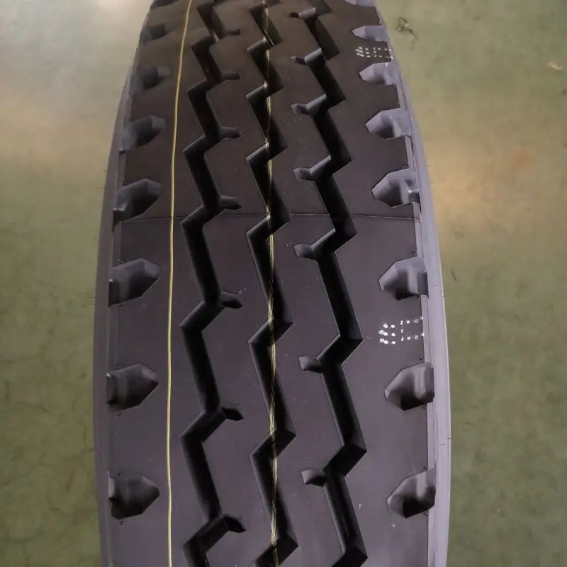 Top Quality radial llanta de camiones 315 80R22.5 Size TBR Radial Truck Tyre tear-resistant formula used