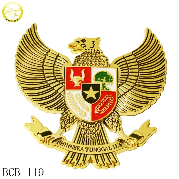 Custom eagle logo car decals emblems gold plated embossed private label car accessories with screw