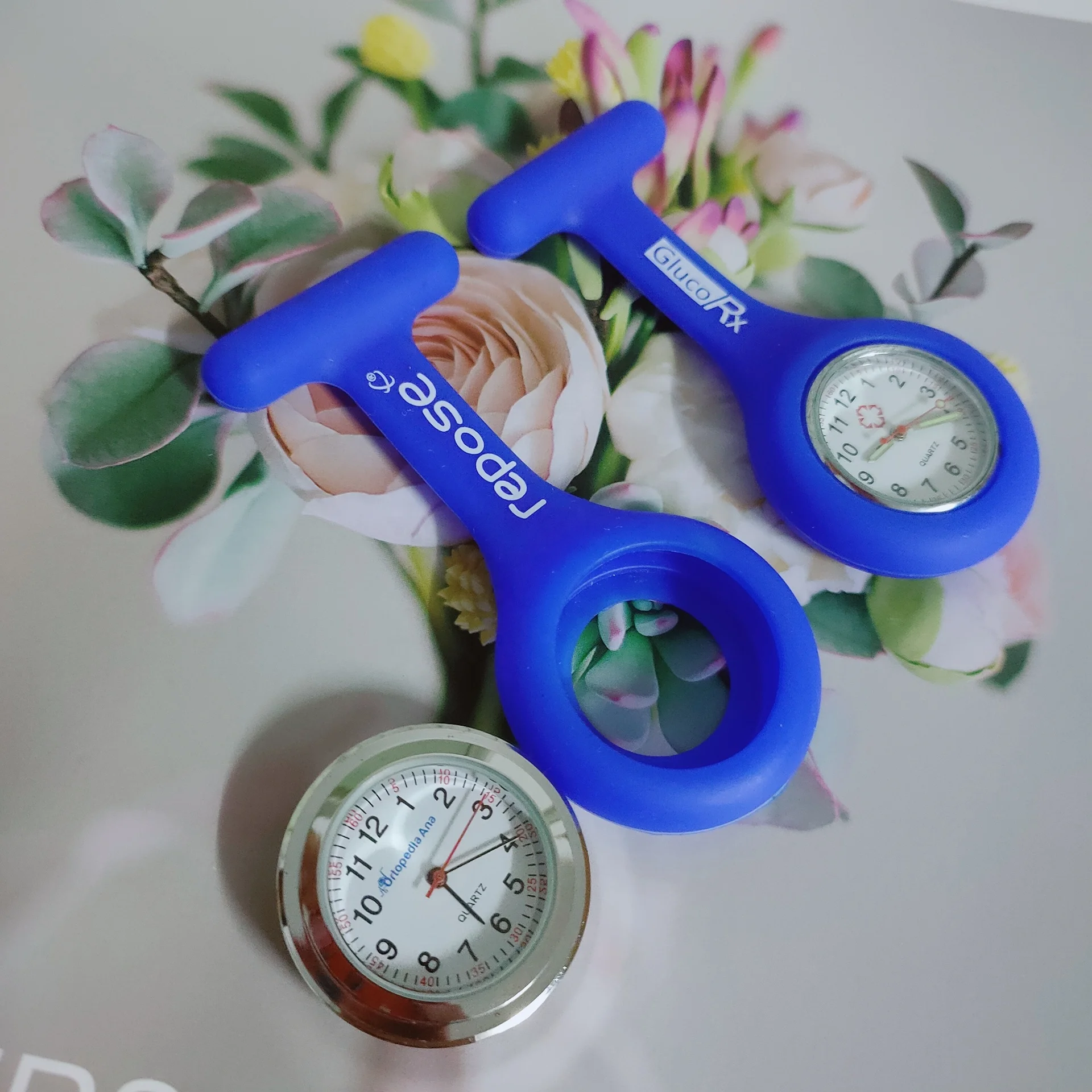Custom 15 Colors Available Print Nurse Brooch Fob Colorful Portable Waterproof Quartz Po Pocket Watch Fob Silicone Nurse Watch