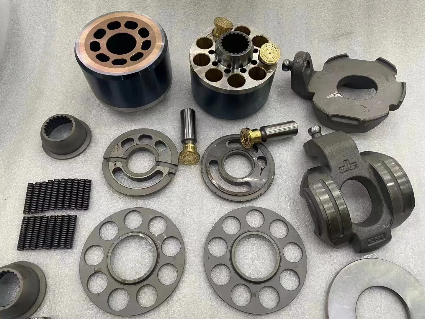 Hydraulic Parts K7V280 Main Pump Repair Kit 584-0379 5840379 CAT 374 374GC 349GC Factory Price for Excavator