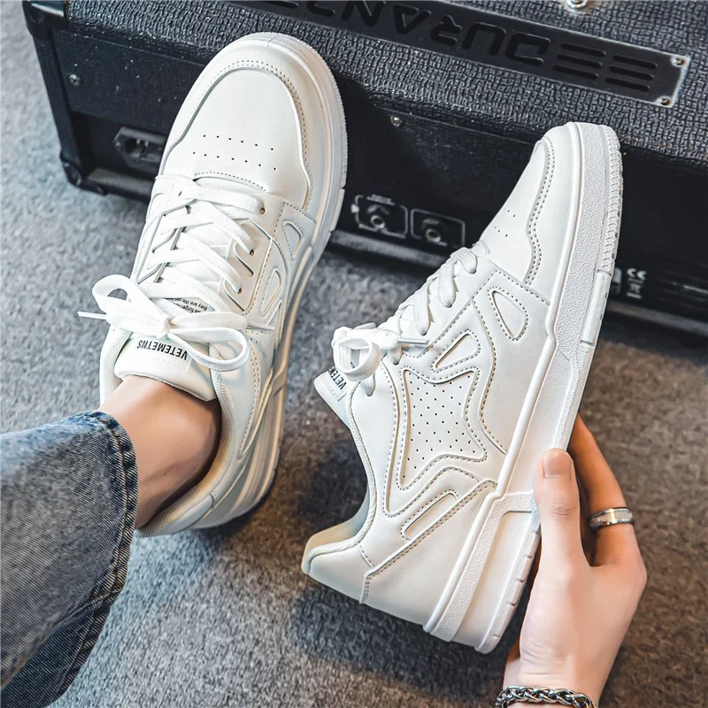 Мужские кроссовки для бега белые кожаные повседневные 2022