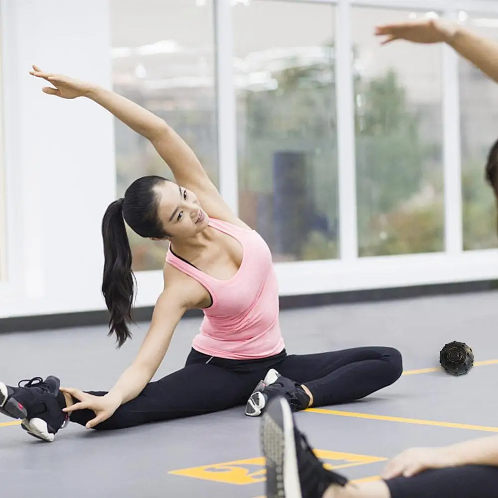 
Custom OEM 4 Speed Textured Surface With Massage Knobs Foot Vibrating Massage Ball 