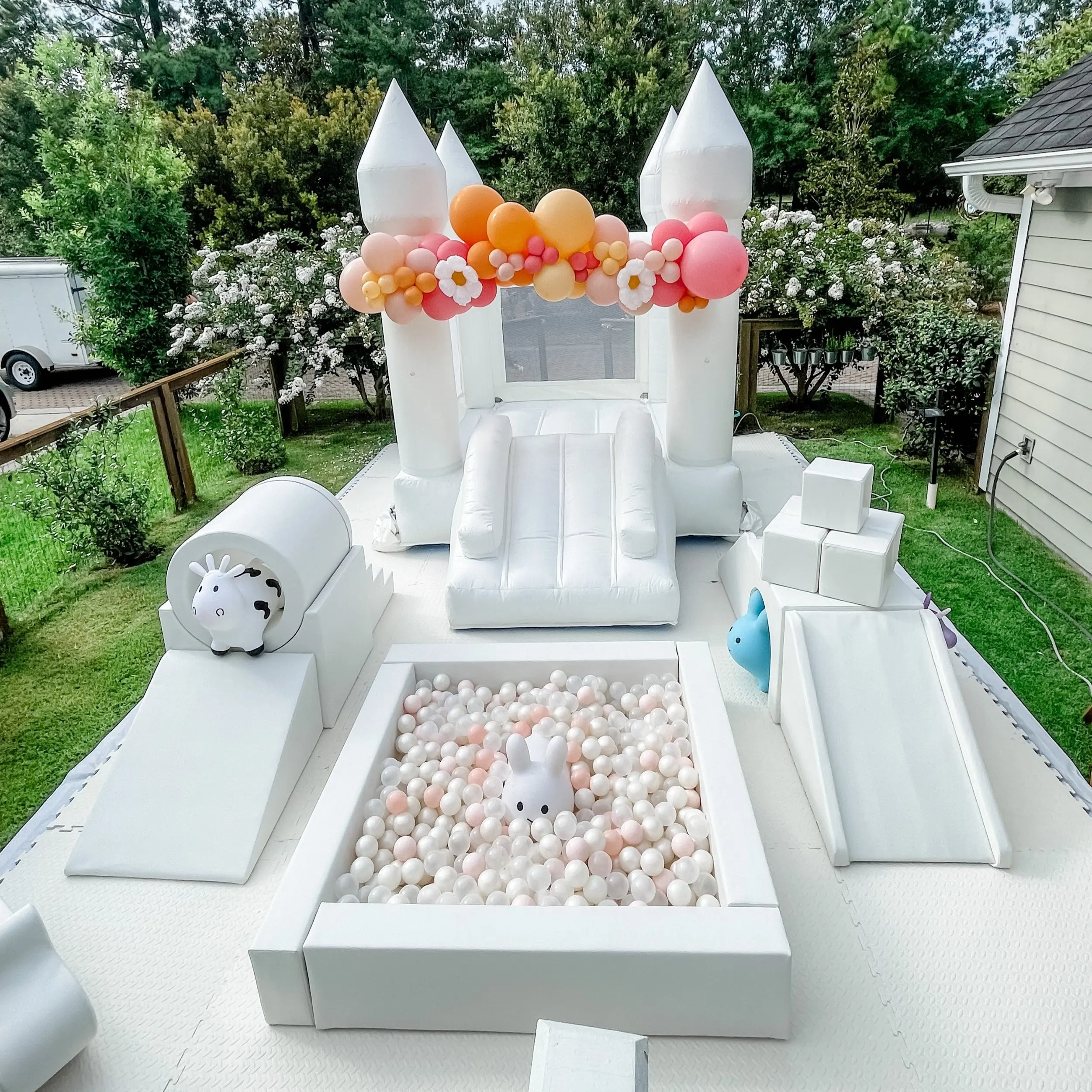 Party Rental Equipment Ball Pool Pit Block ToyToddler Kids White Soft Play Package Set Indoor Outdoor Baby Soft Play Playground