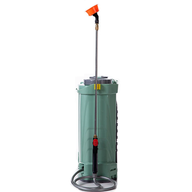 Battery sprayer agricultural sprayer electrically