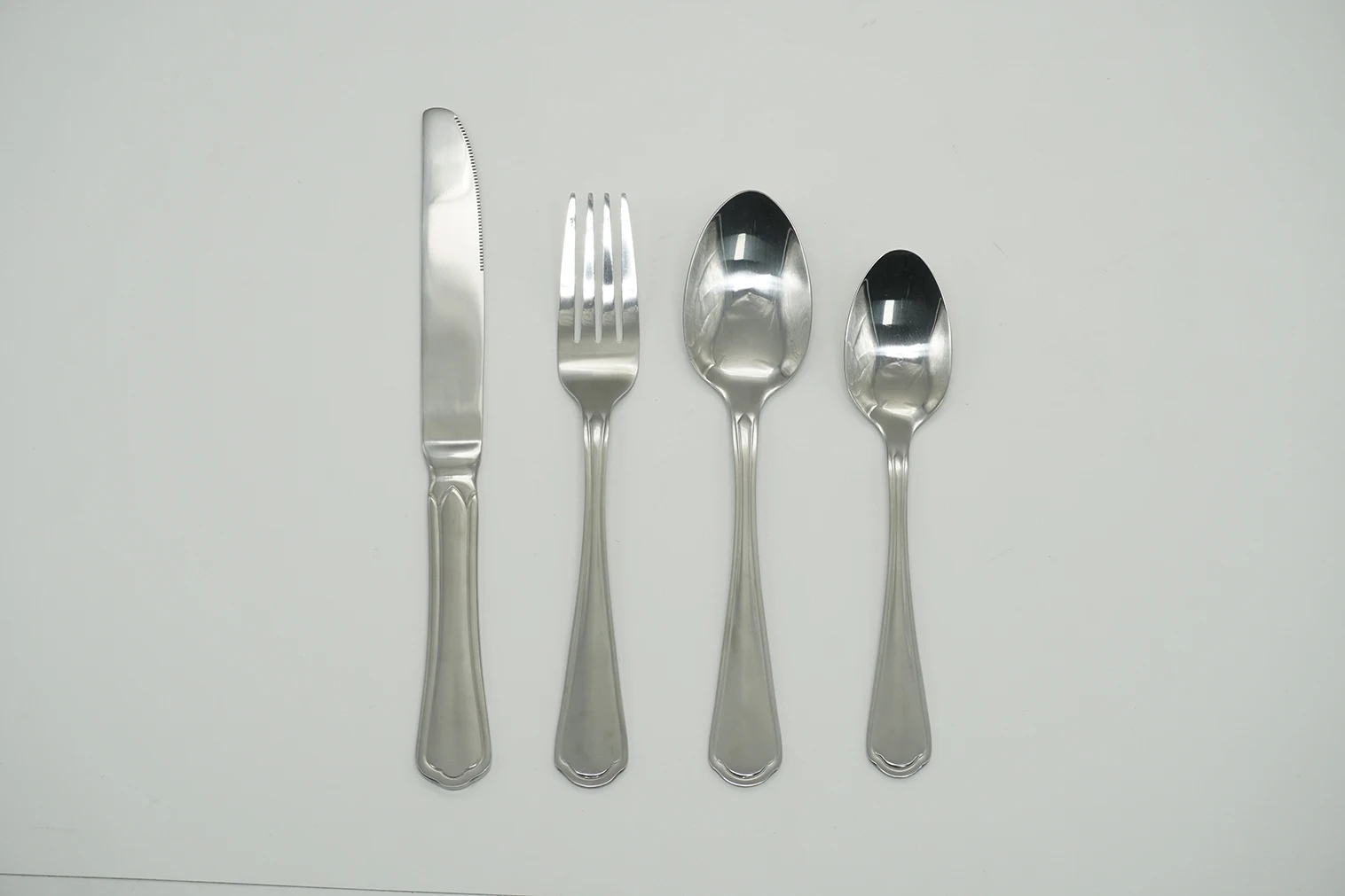 best selling palace cutlery set silverware set stainless steel 410/430/201 flatware set for wedding restaurant