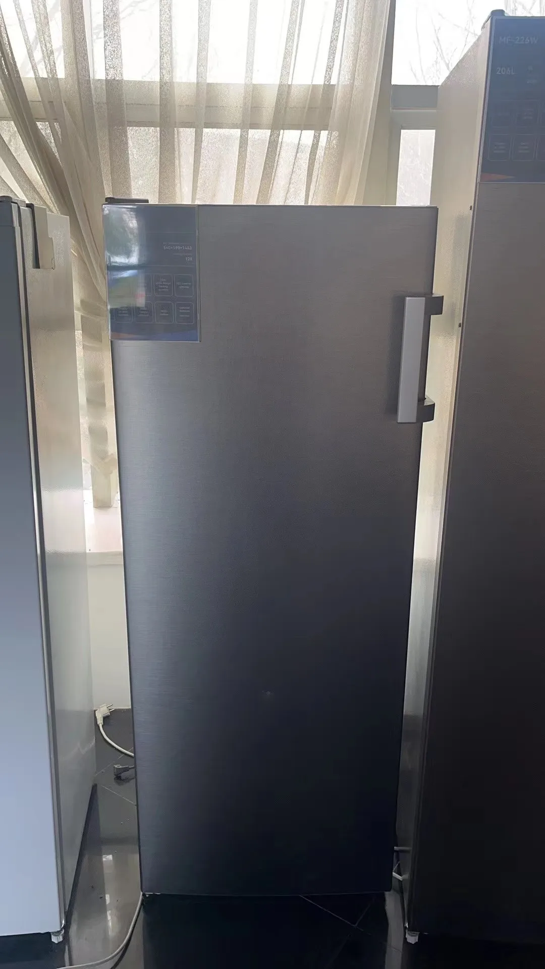 High Performance Stand up Freezers Dual Function Fride/ Freezer Mode 166L Upright Freezer
