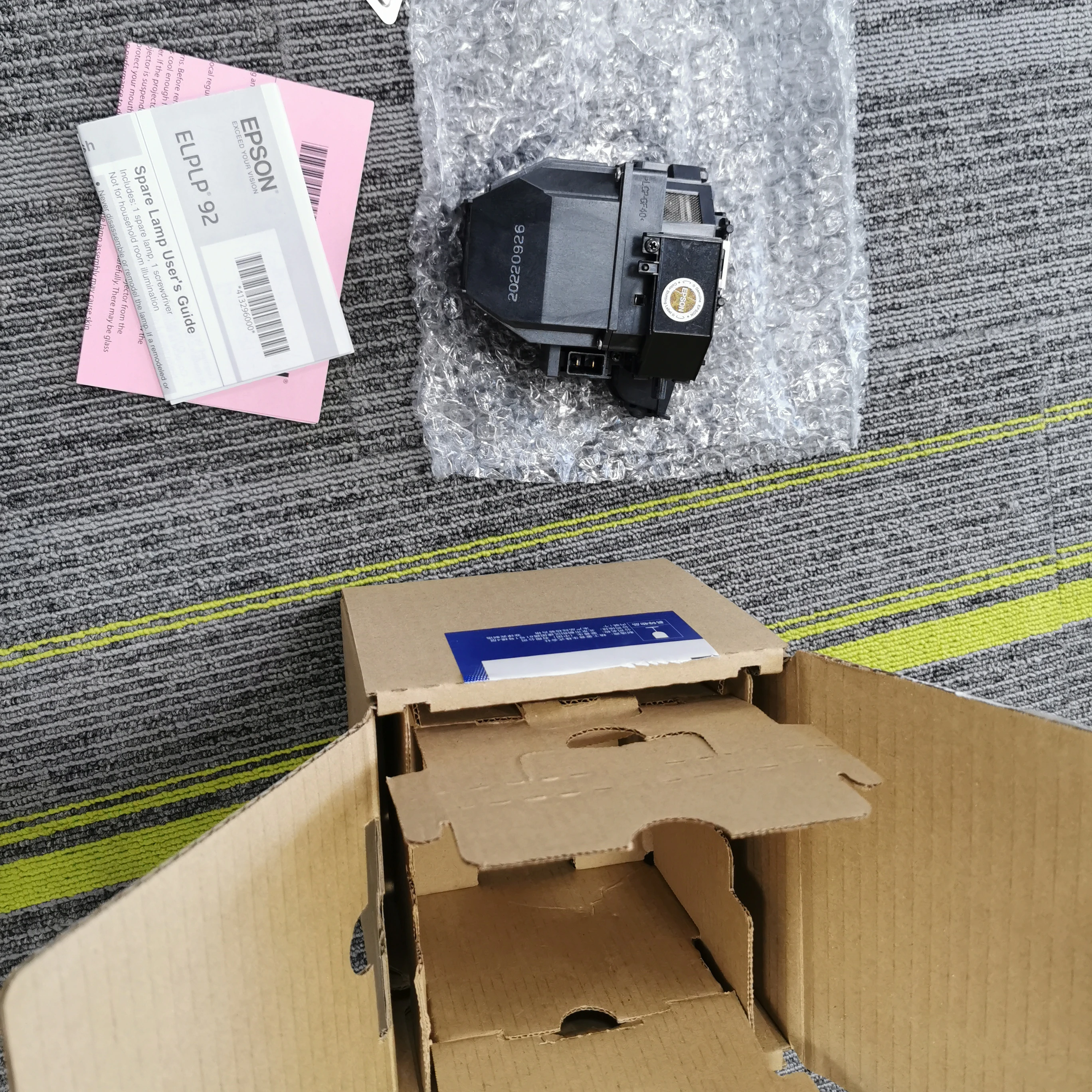 Новинка; Женская обувь для лампой ELPLP92 с корпусом EPSON CB-1460Ui CB-696Ui CB-1450Ui