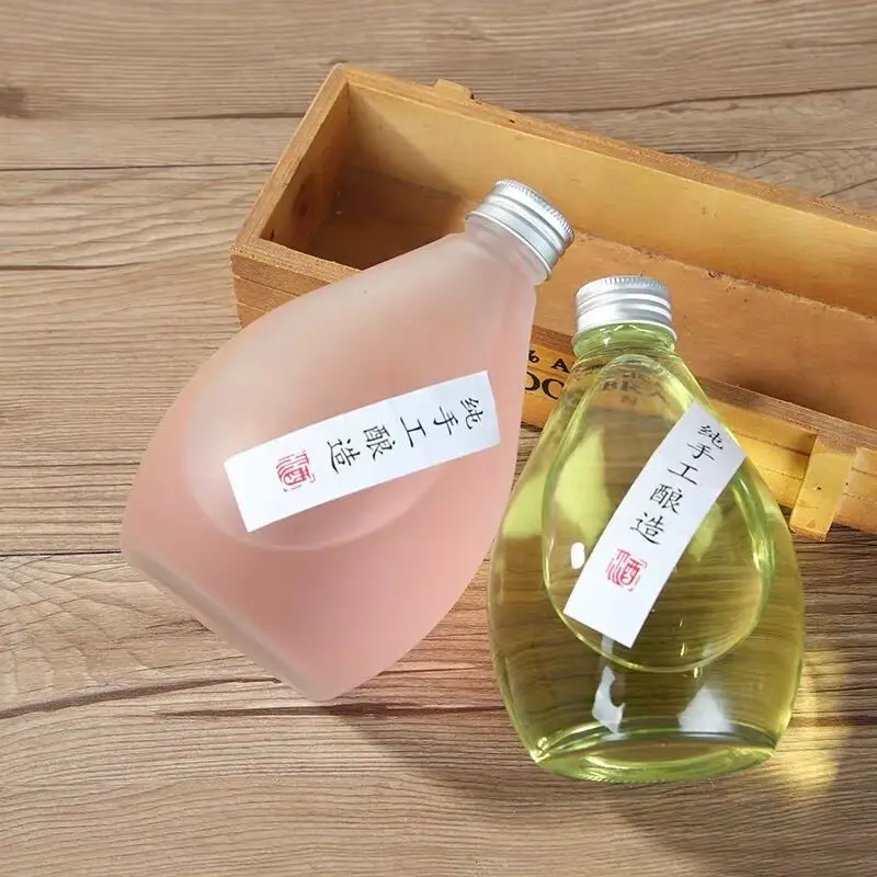 Wholesale 280ml 350ml 500ml clear glass bottles for juice