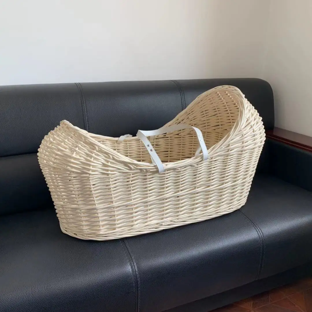 Wicker pod moses basket for kids Handmade Eco-baby sleeping bed