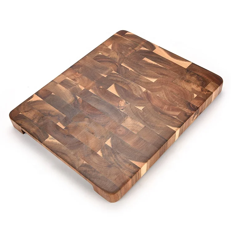 Professional Kitchen Accessories Food Grade Varnish Chopping Board Solid Wood Cutting Board