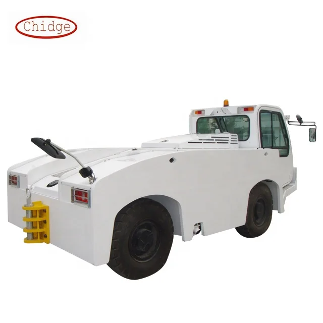 Aircraft tow tractor