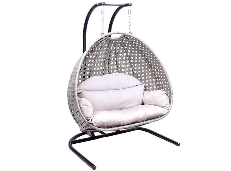 15_outdoor_swing_chair.jpg