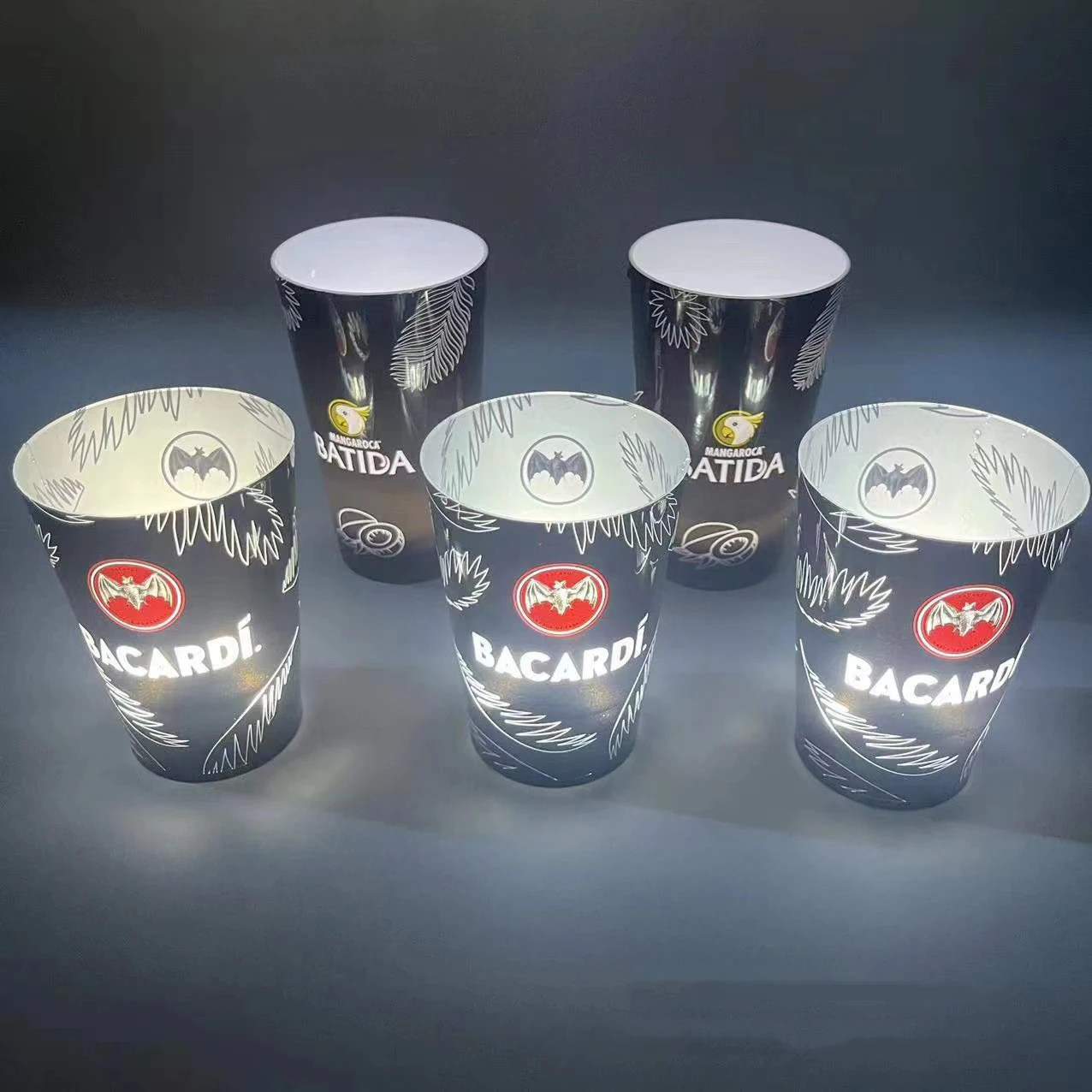 Custom LOGO Liquid Water Activated LED Light Up Cups Colorful LED Glowing Reusable Plastic Drink Cup For Party Promotion