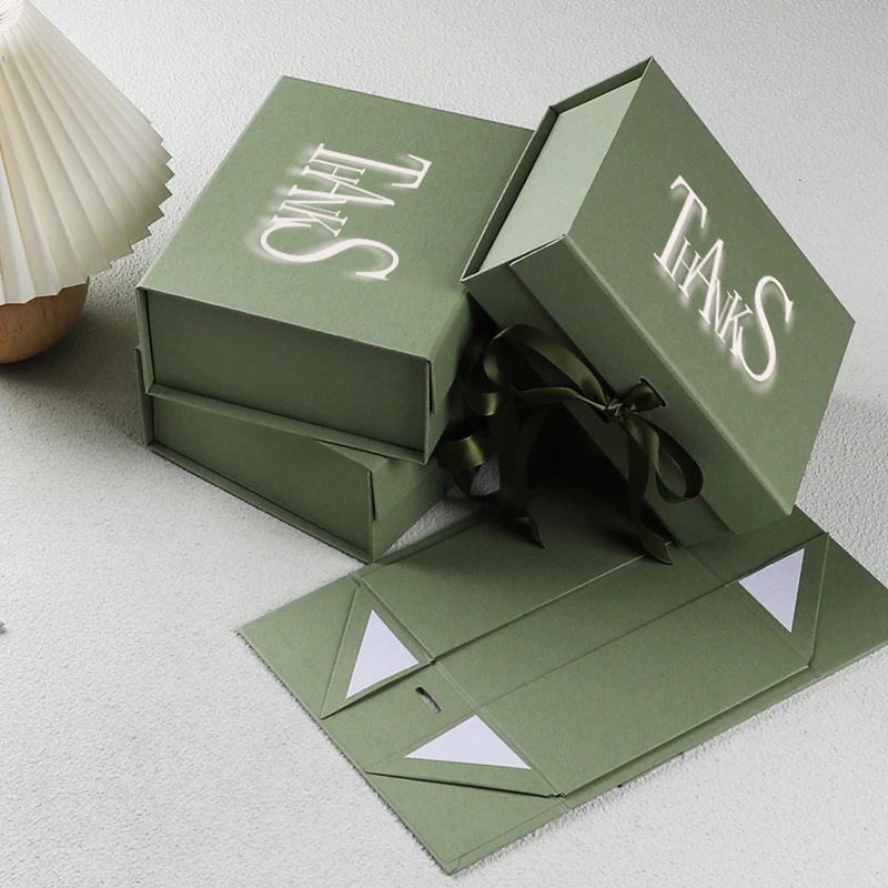 Luxury Customized Printing Magnetic Packaging Box Eco Friendly Folding Paper Magnetic Gift Box  For Cosmetic Packaging Box