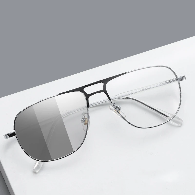 2022 New Anti Blue Light Eyewear ultra Frame Men Optical Photochromic