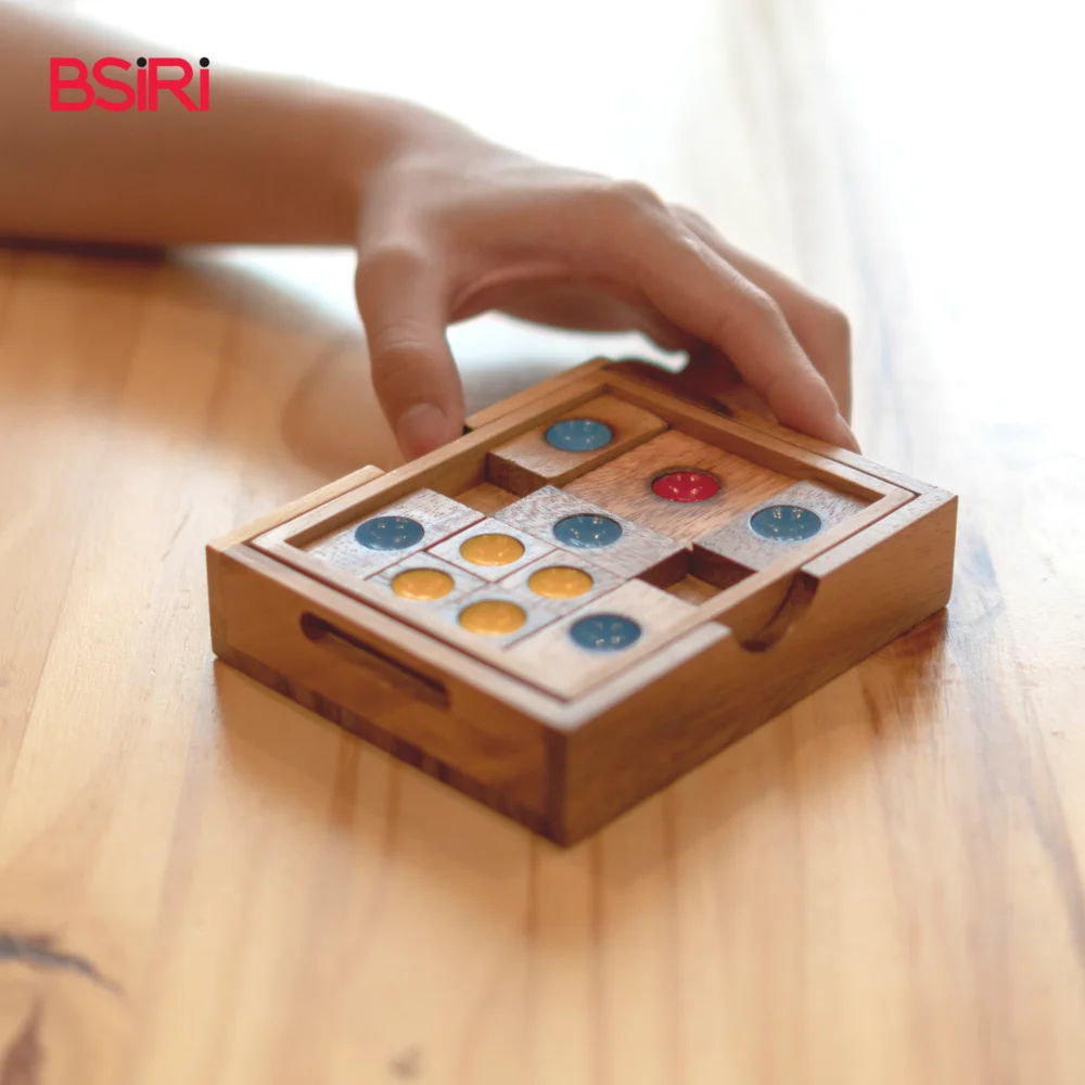 Escape 21 Educational Puzzle Play Things Play to fun at Home and holiday with family OEM Best Seller Wooden Toys For Kids