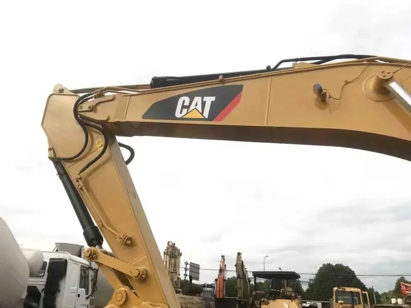Высокое качество топливные фильтры для экскаваторов caterplar 330D гусеничный экскаватор 20