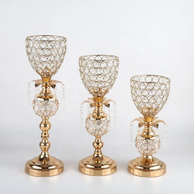 
Manufacturer wholesale cheap wedding table gold crystal center piece 