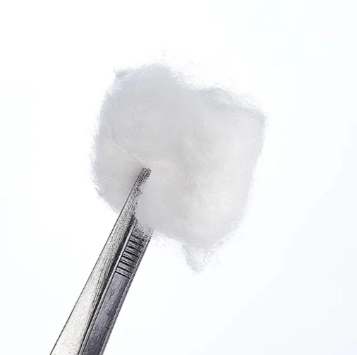 Hot sale professional 100% Pure Cotton Sterile Absorbent Gauze Cotton Balls Surgical Hygiene Medical Cotton Balls
