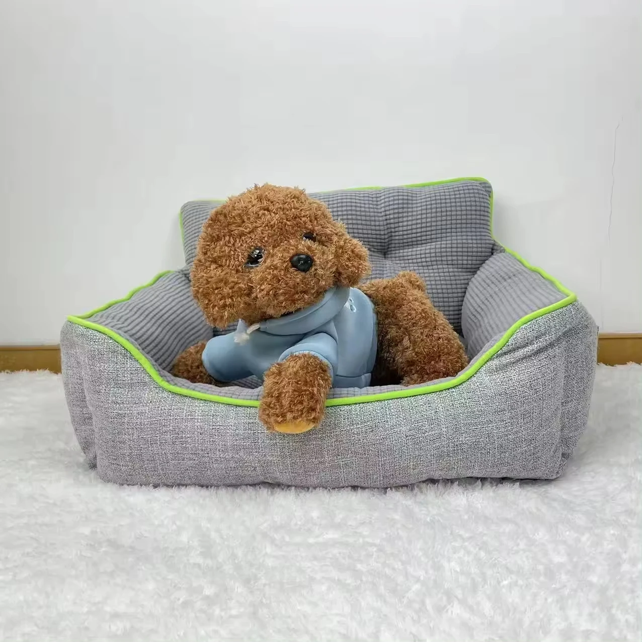 2024 Hot Sale Yiwu Agent Wholesale popular Soft Warm pet bed sofa-style orthopedic pet dog bed dog car seat