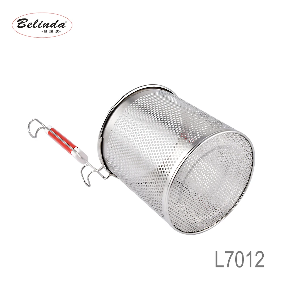 Best selling stainless Steel Strainer Basket With Wooden Handle Fine Mesh Food Skimmer Kitchen Pasta Dumpling Noodle Sieve