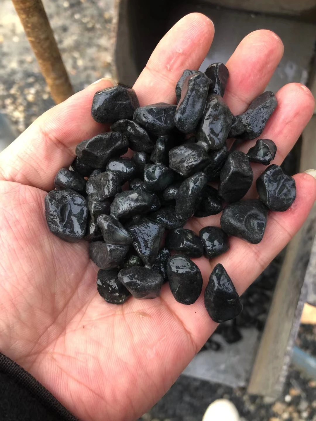 black 3-5cm river stone Decorations Fish Tank Aquarium Gardening Gravel Path Ornament Pebble Stones