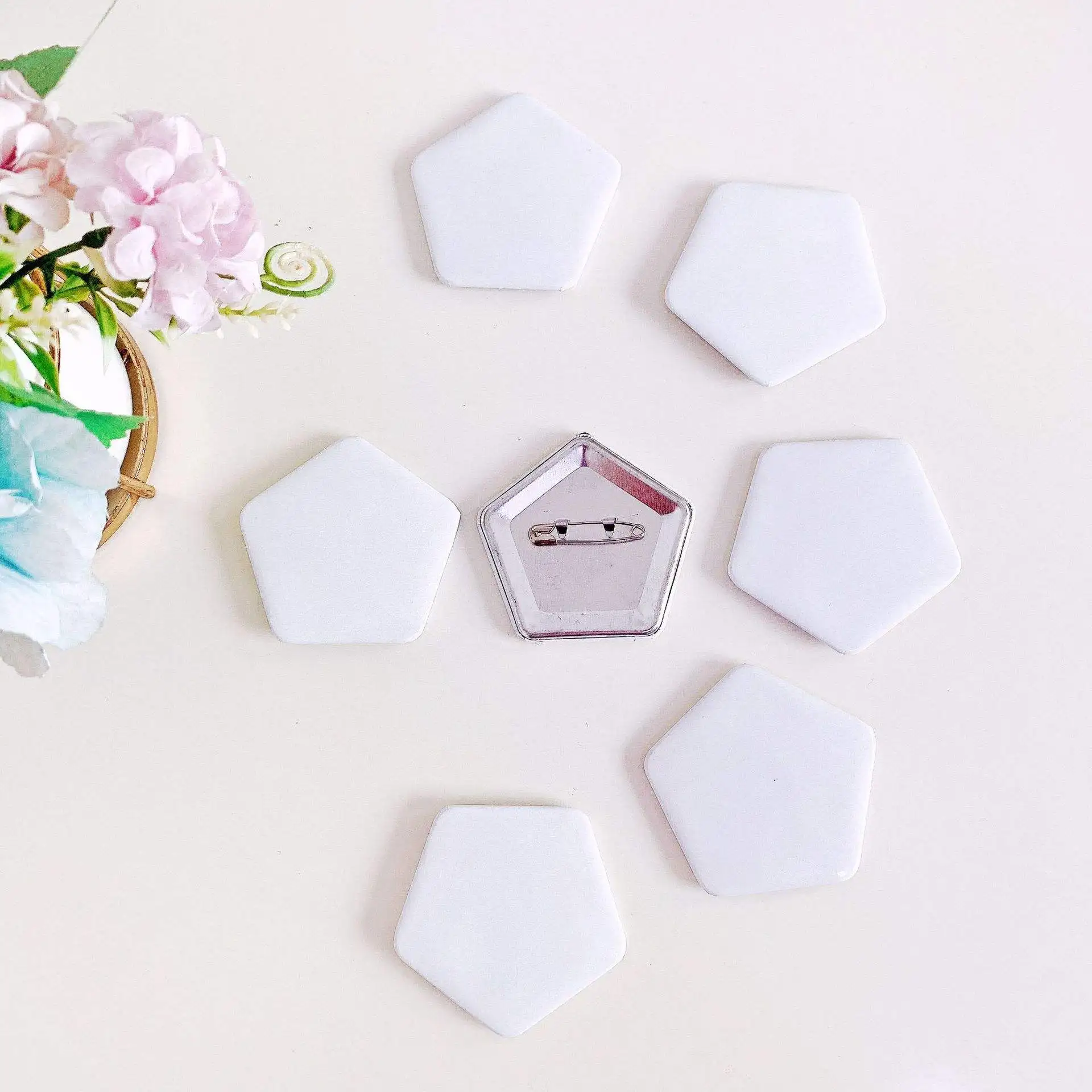 No Minimum Custom Round Pin Badges Blank Sublimation Buttons Safety Pin Button Badge