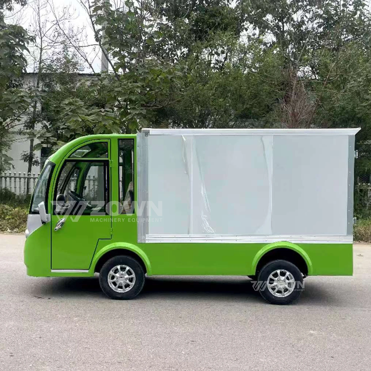 Fully Enclosed Four-Wheel  Electric Car Transport Goods Conveniently and Quickly  Electric Bus