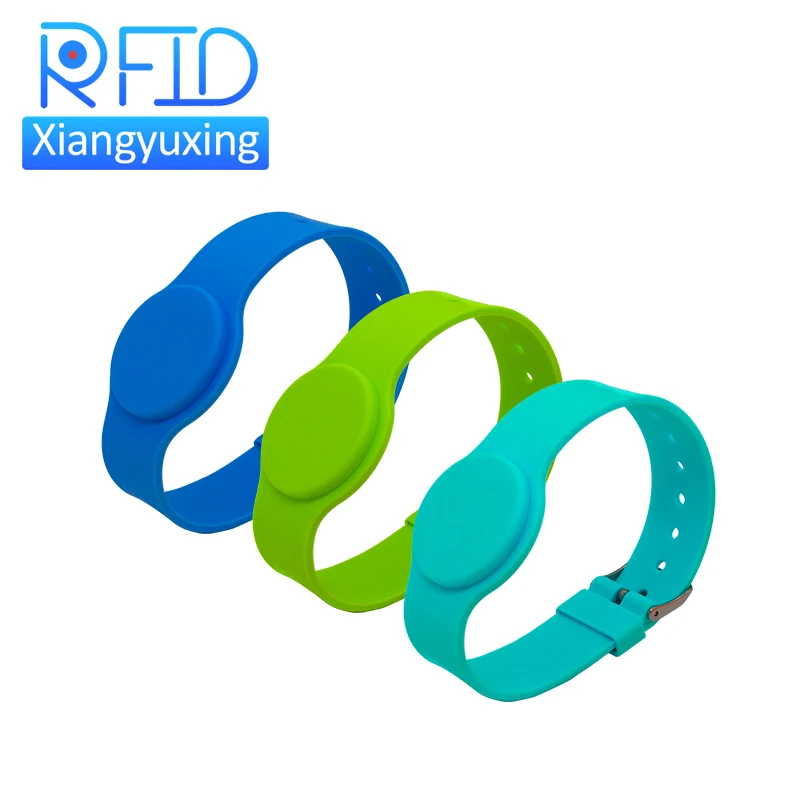 Силиконовые браслеты на заказ с радиочастотной идентификацией прочные водонепроницаемые 13 56 МГц 1K NFC для контроля доступа к