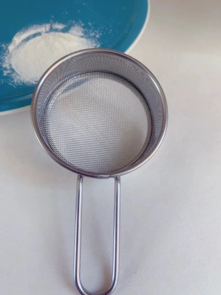 Stain Steel Mini Small Icing Sugar Sieve Stainless Steel Strainer Flour Sifter with Handle for Baking Coffee