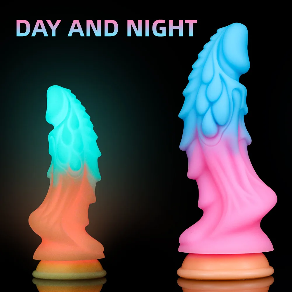 2023 Hot Sale Luminous Purple Alien Variant Luminous Huge Dildo Realistic Monster Fantasy Dragon Adult Sexy Toy Dildo For Women