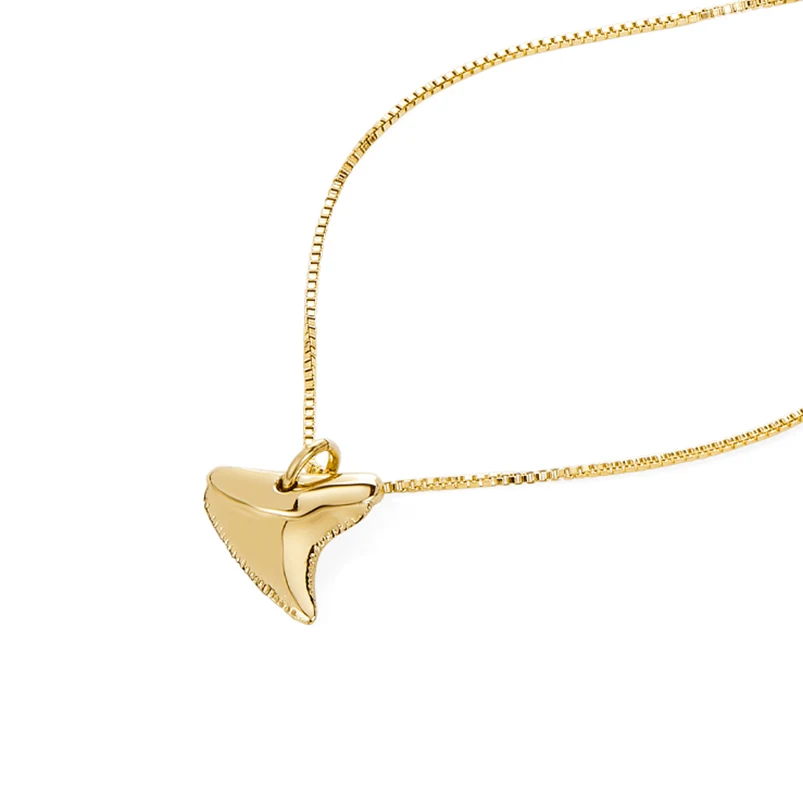 Gemnel woman fashion jewelry 925 sterling silver shark tooth necklace