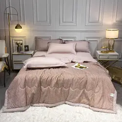 Wholesale Custom Luxury Printed Microfiber Polyester Satin Cooling Cool Fiber Summer Quilt Quilts Bedspreads Covers For Summer