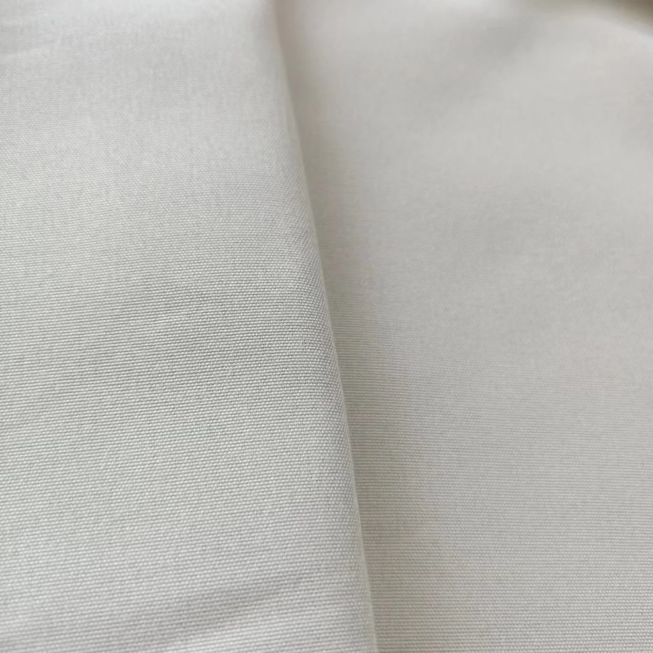 Custom your own color plain dyed brushed micro fiber white polyester bedsheets fabric in roll