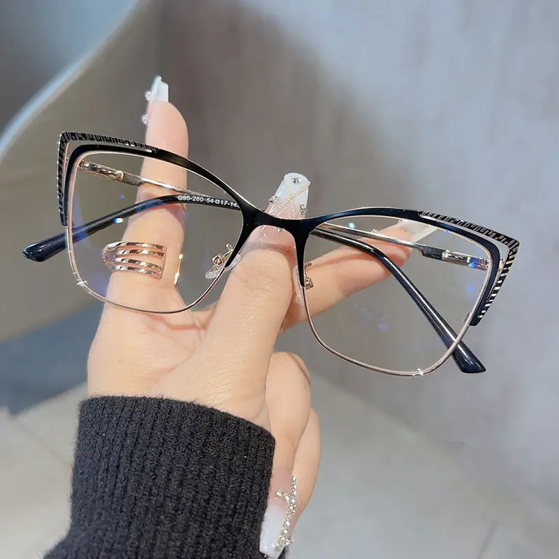 Metal Cat Eye glasses frames Fashion Eyeglasses Design Frame Ladies glasses Custom Standard Good Price Optical Glass Lenses