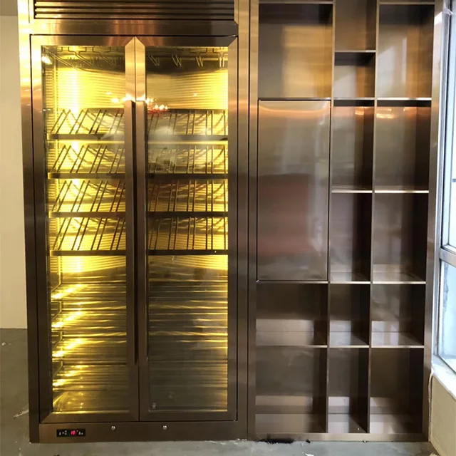 Декоративный шкаф из нержавеющей стали